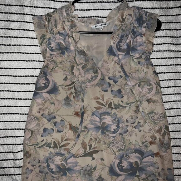 Rose & Olive Tops - Rose And Olive sleeveless blouse, ruffle detail, front tie, fully lined